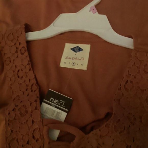 Sadie Robertson shirt - Picture 3 of 3